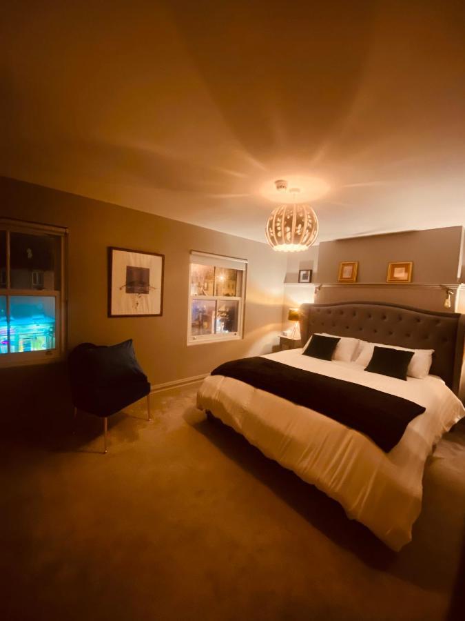 3 Bedroom Luxury Apartment Main Street Cashel  Eksteriør bilde