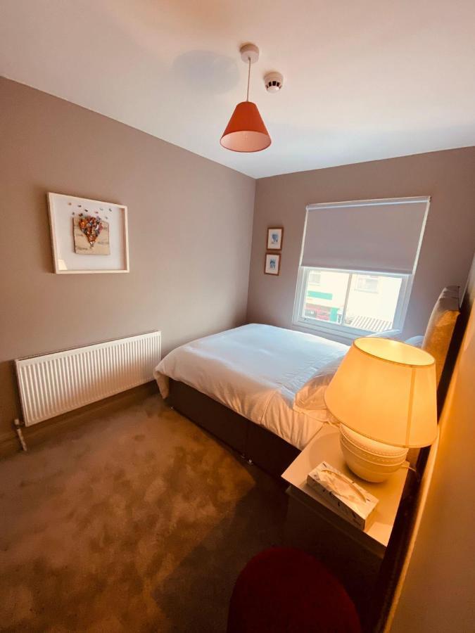 3 Bedroom Luxury Apartment Main Street Cashel  Eksteriør bilde