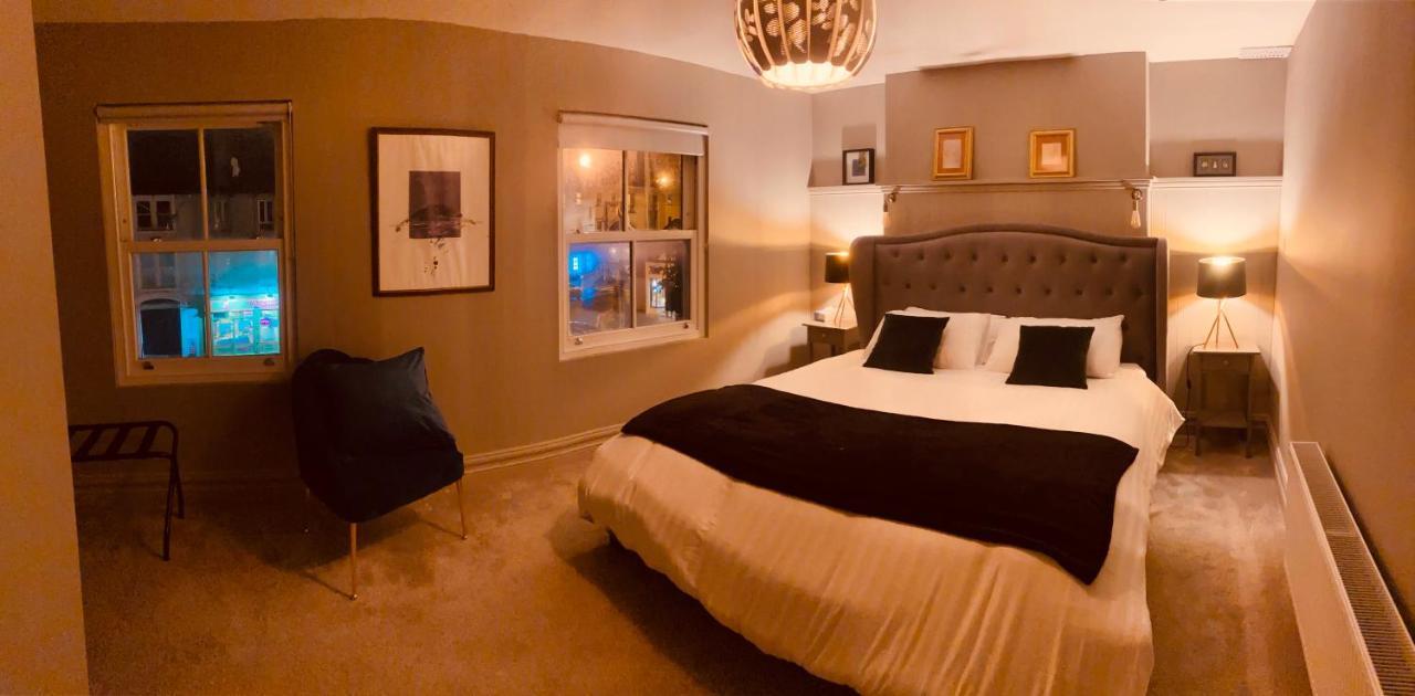 3 Bedroom Luxury Apartment Main Street Cashel  Eksteriør bilde
