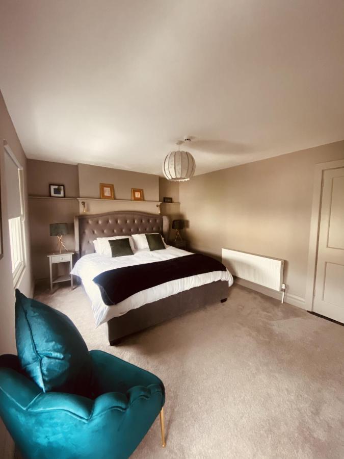 3 Bedroom Luxury Apartment Main Street Cashel  Eksteriør bilde